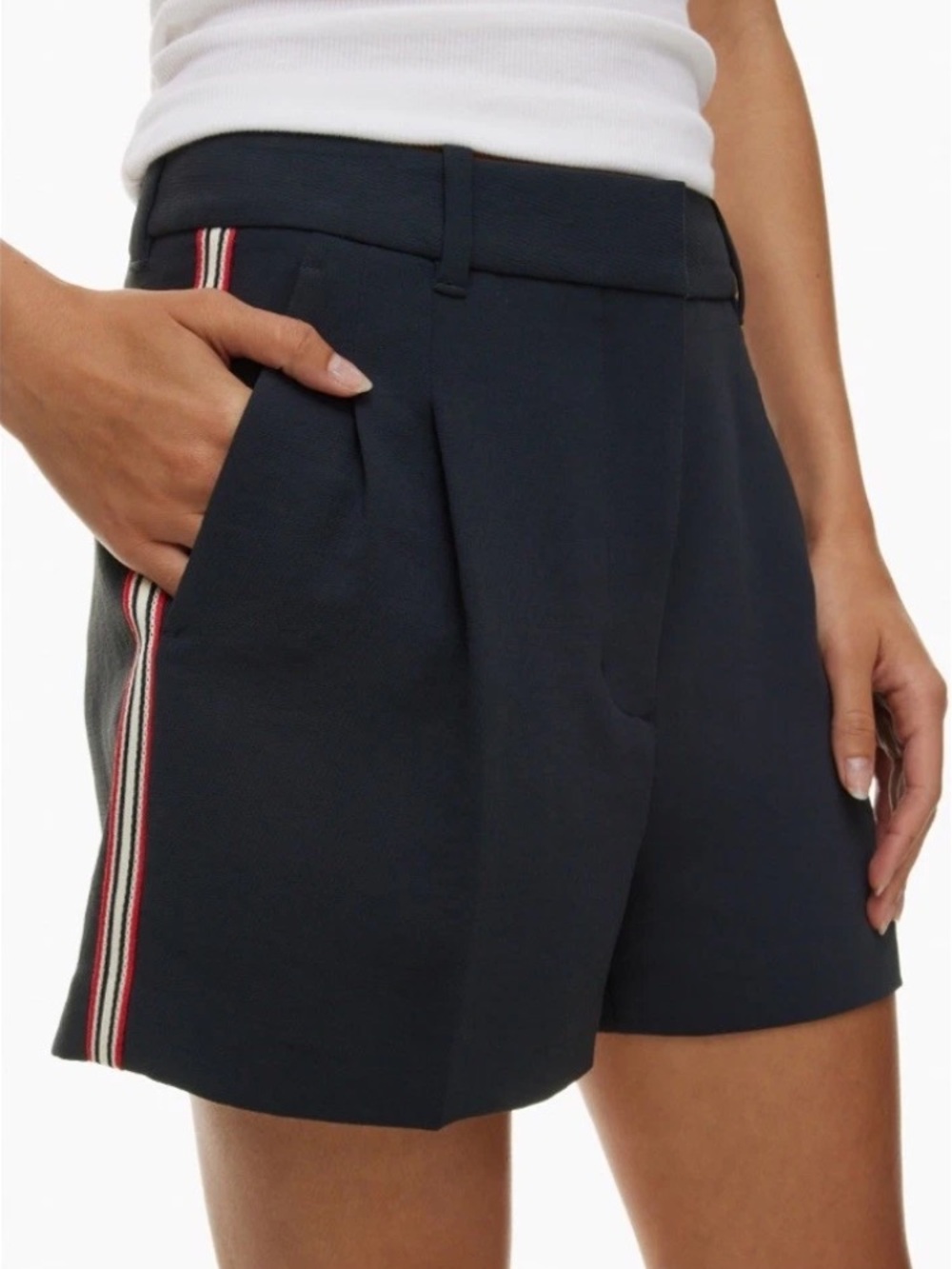 Aritzia The Effortless High-waisted Japanese Crepe Trouser Shorts Size 12 New!